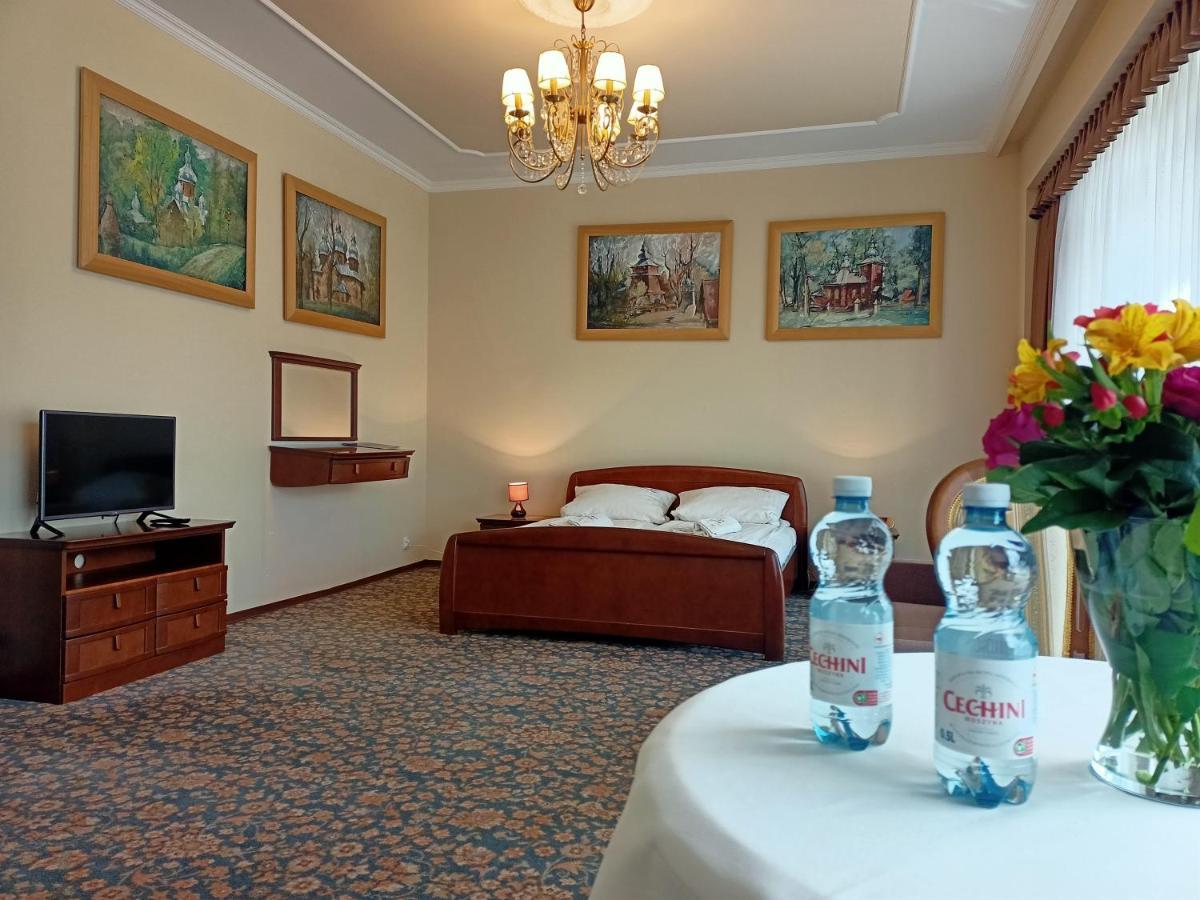 Victoria Cechini Hotell Krynica Zdroj Eksteriør bilde
